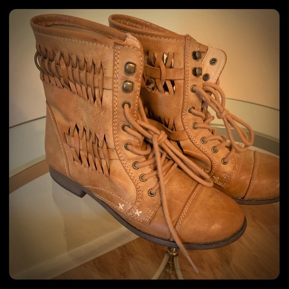 Leather Boots - Picture 1 of 2